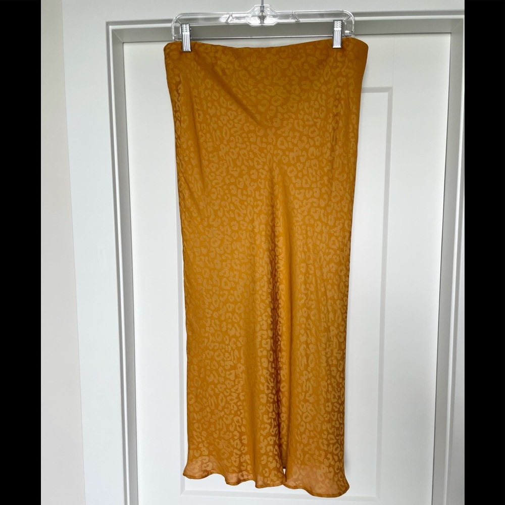 NWT Golden Leopard Print Midi Skirt